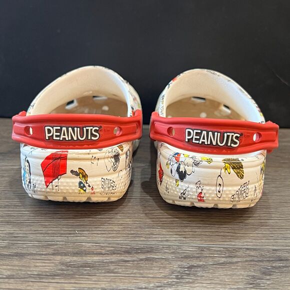 Limited Edition Crocs x Peanuts Clogs Charlie Brown Snoopy Jibbitz Kids Size 12 - Picture 7 of 10
